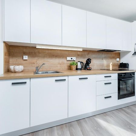 Mymozart Apartments Prague By Rentero Property Luaran gambar