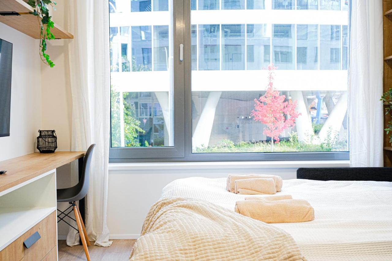 Mymozart Apartments Prague By Rentero Property Luaran gambar