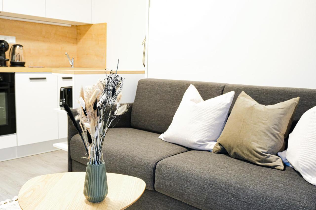 Mymozart Apartments Prague By Rentero Property Luaran gambar