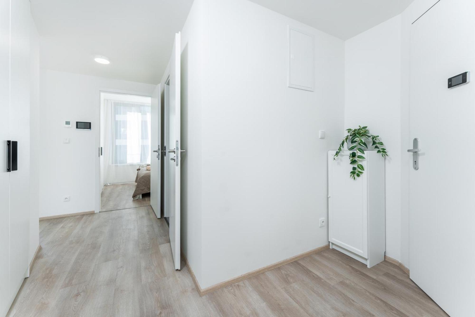 Mymozart Apartments Prague By Rentero Property Luaran gambar